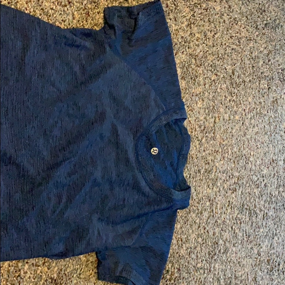 Lulu lemon top